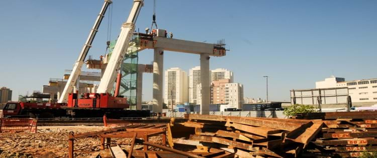 Por que grandes obras levam décadas para ficar prontas?