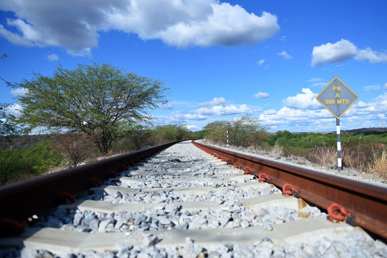 Ferrovias e estudos ambientais