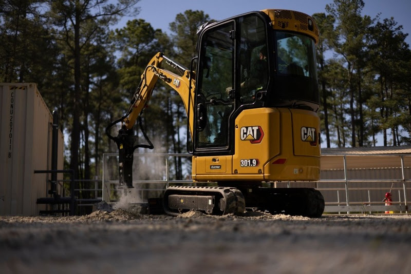 Caterpillar amplia portfólio de máquinas elétricas a bateria