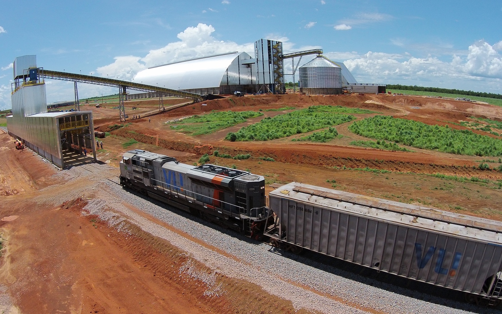 Transporte de cargas do agronegócio no terminal da VLI em Porto Nacional (TO) cresce 22% e bate recorde no ano