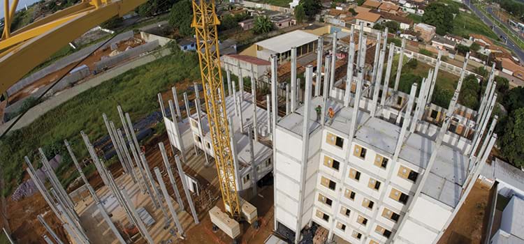 Uso de estruturas pré-fabricadas de concreto em edifícios de múltiplos pavimentos avança no Brasil