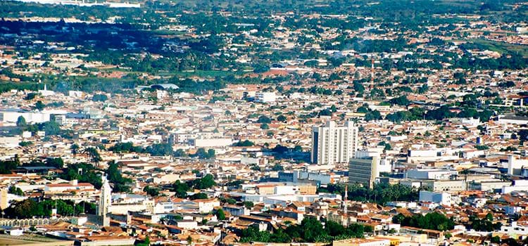 FPIC destaca a importância do investimento em desenvolvimento urbano e infraestrutura para o crescimento do país