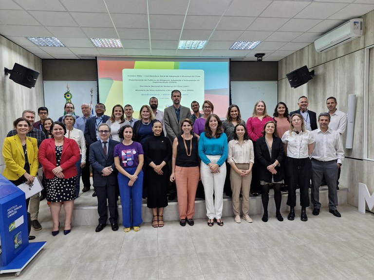 Brasil e Reino Unido promovem oficina sobre estratégia e planejamento de adaptação climática