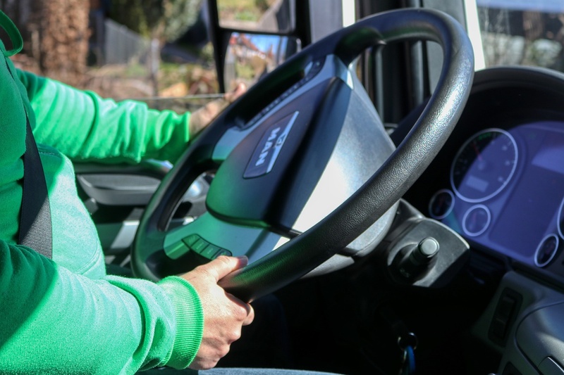 Modelo de contratação de motoristas deve mudar no Brasil, alerta ILOS