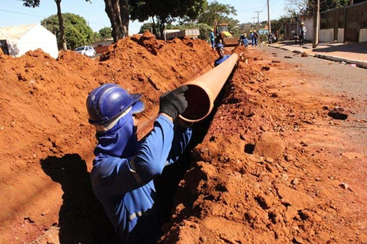 Lei do Saneamento Básico prevê 99% da população atendida por água potável e 90% atendida por esgoto até 2033.