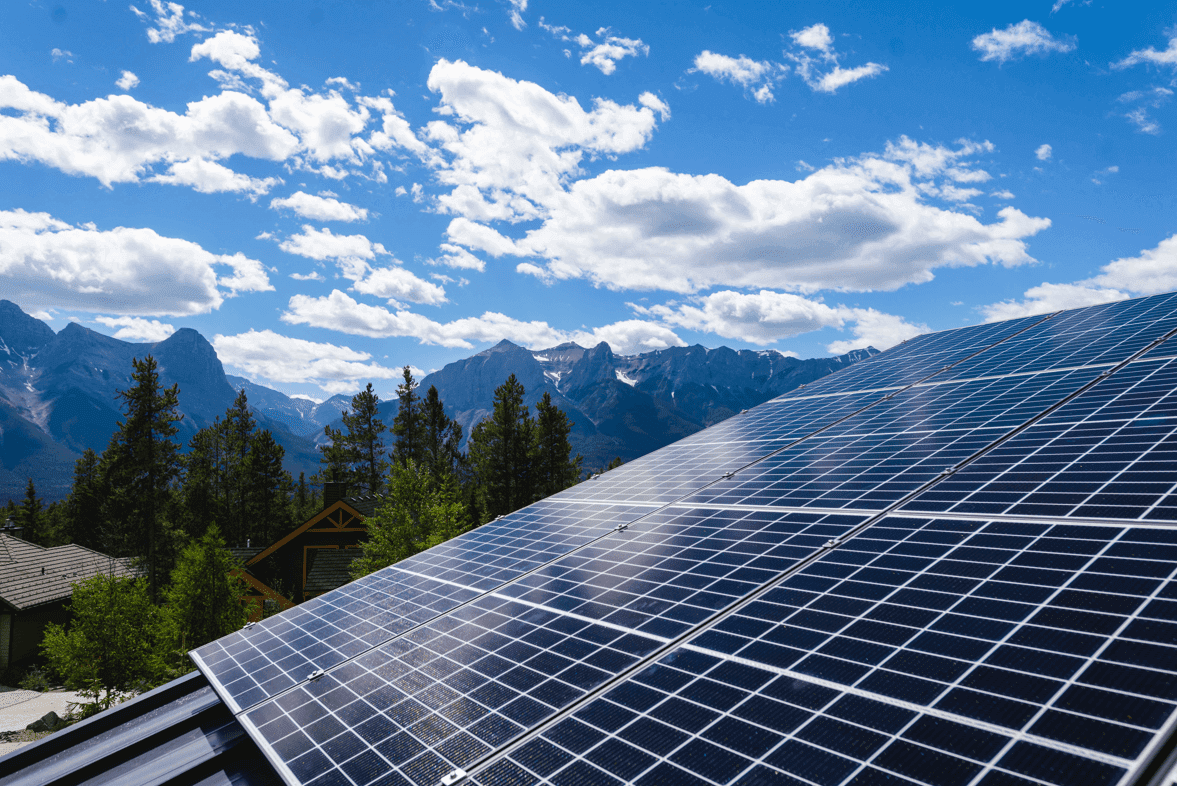 ABSOLAR reúne empresários do setor solar no Mato Grosso para debater perspectivas e expansão do mercado