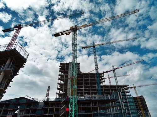 PIB da construção cai 2,5% em 2020