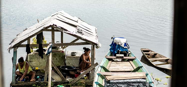 Dificuldades de acesso à água potável e saneamento básico na Amazônia