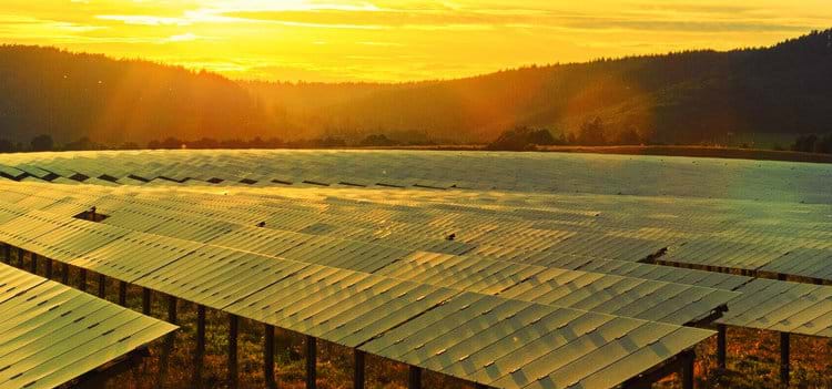 Goiás lança programa de incentivo à produção de energia solar