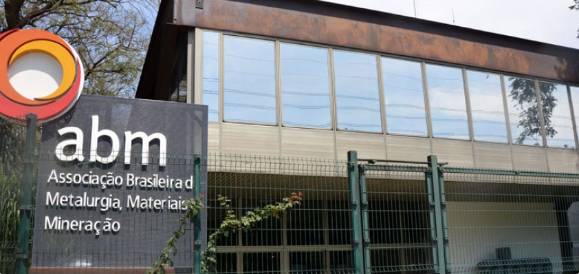 Engenharia ainda enfrenta baixa representação no debate digital, aponta ABM