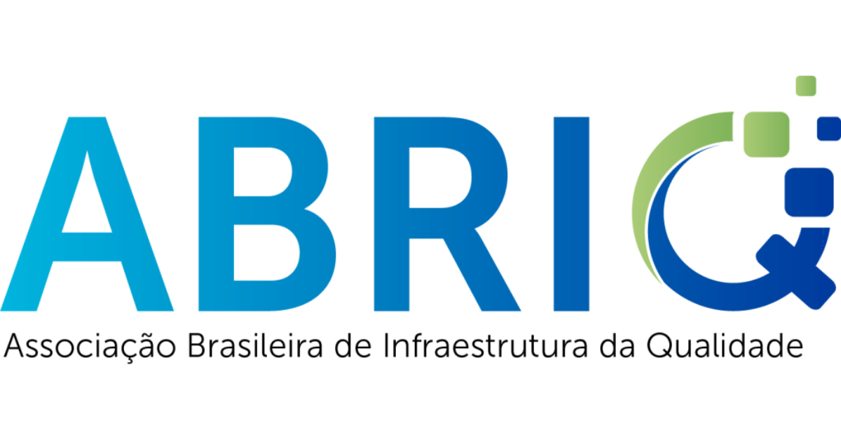 Mais da metade das obras públicas no país está paralisada e reforça importância da inspeção acreditada