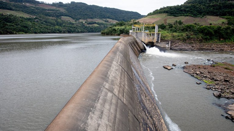 Relatório indica que 62,8% das barragens brasileiras em situação de alerta ou emergência estão em Minas Gerais