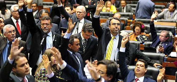  Câmara aprova MP que autoriza crédito de R$ 24 bi para o BNDES