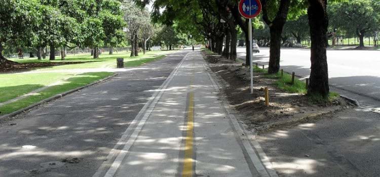 Ciclovias se espalham pelo mundo, e preferem concreto