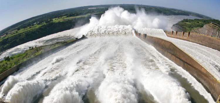 Itaipu Binacional fecha semestre com geração histórica de energia