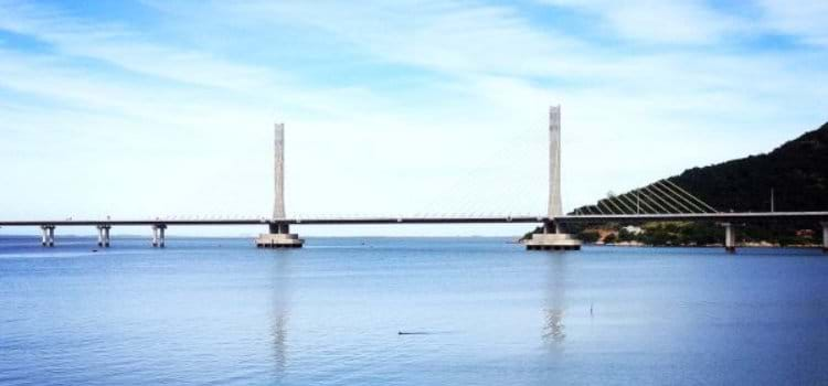 Na Ponte de Laguna, cada concreto cumpre uma função