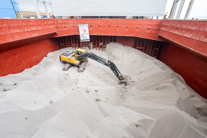 Com presença em Santos e Paranaguá, Armac apoia ano recorde da produção portuária