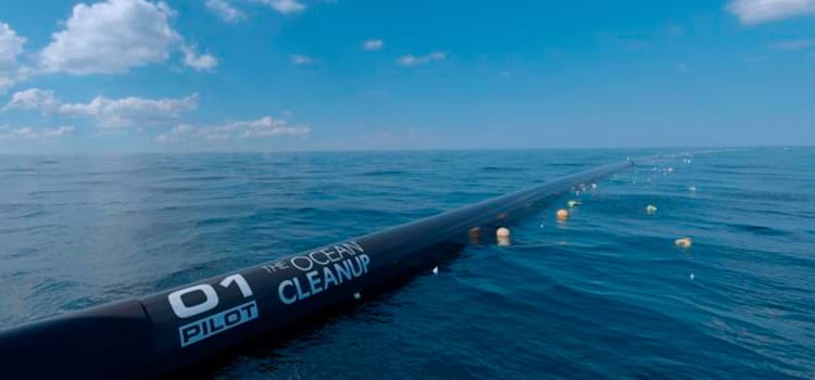 A tecnologia que limpará os oceanos do lixo está pronta para começar a limpeza