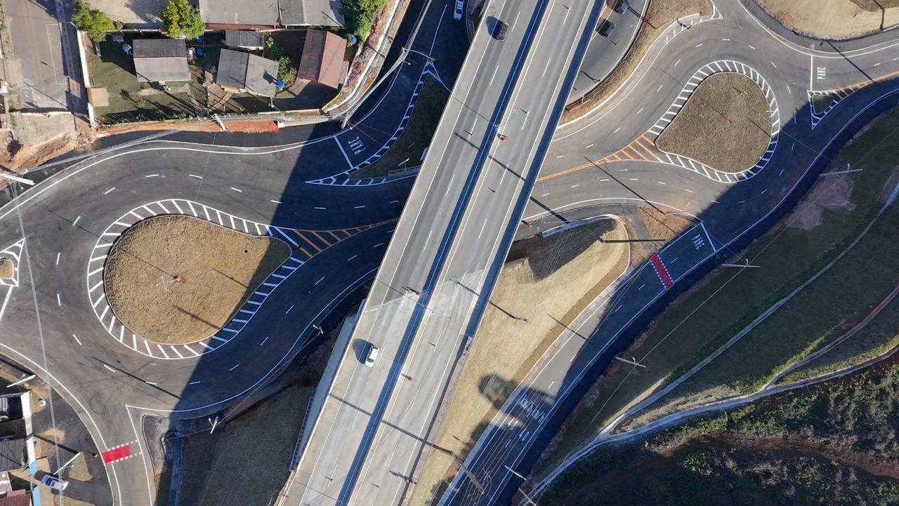 Odebrecht entrega duplicação de novo trecho da Rodovia dos Minérios, no Paraná