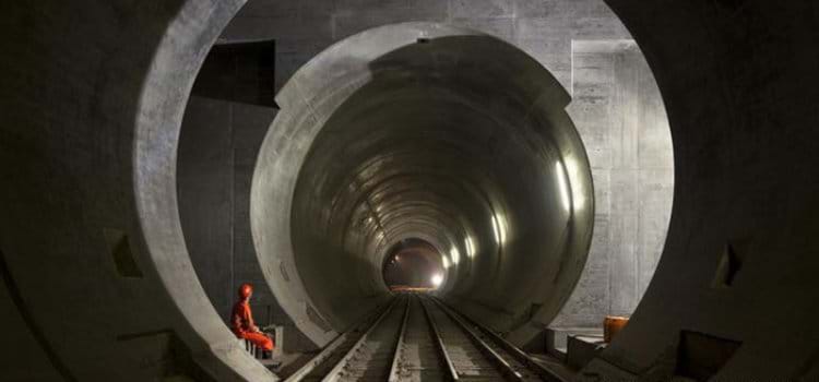 Suíça inaugura o maior túnel ferroviário do mundo 