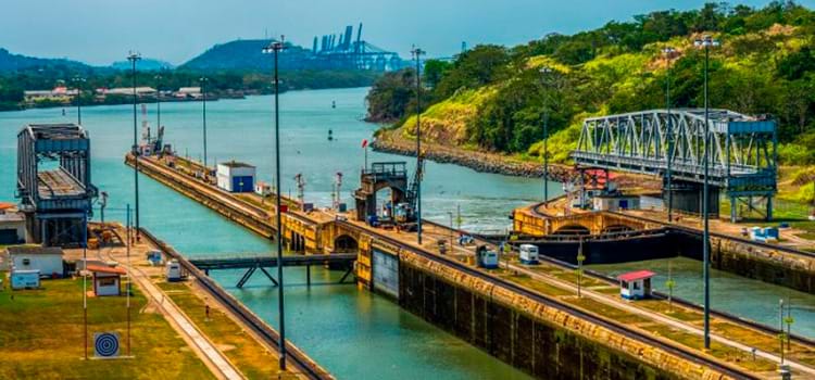 Canal do Panamá: Uma Maravilha da Engenharia