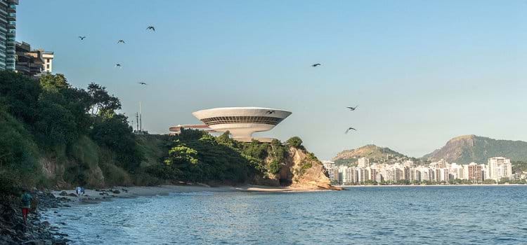Tombamento de obras de Niemeyer busca preservá-las